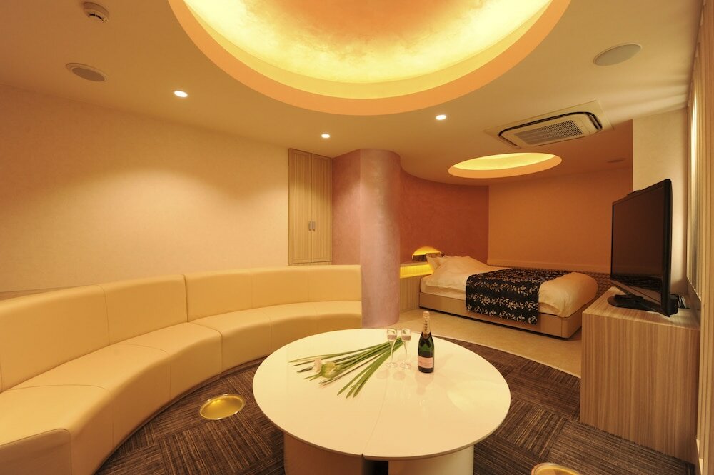 Фото Hotel Iris - Adult Only