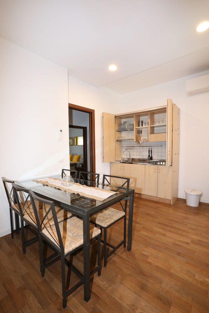 Фото Unique Luxury Apartment and Rooms