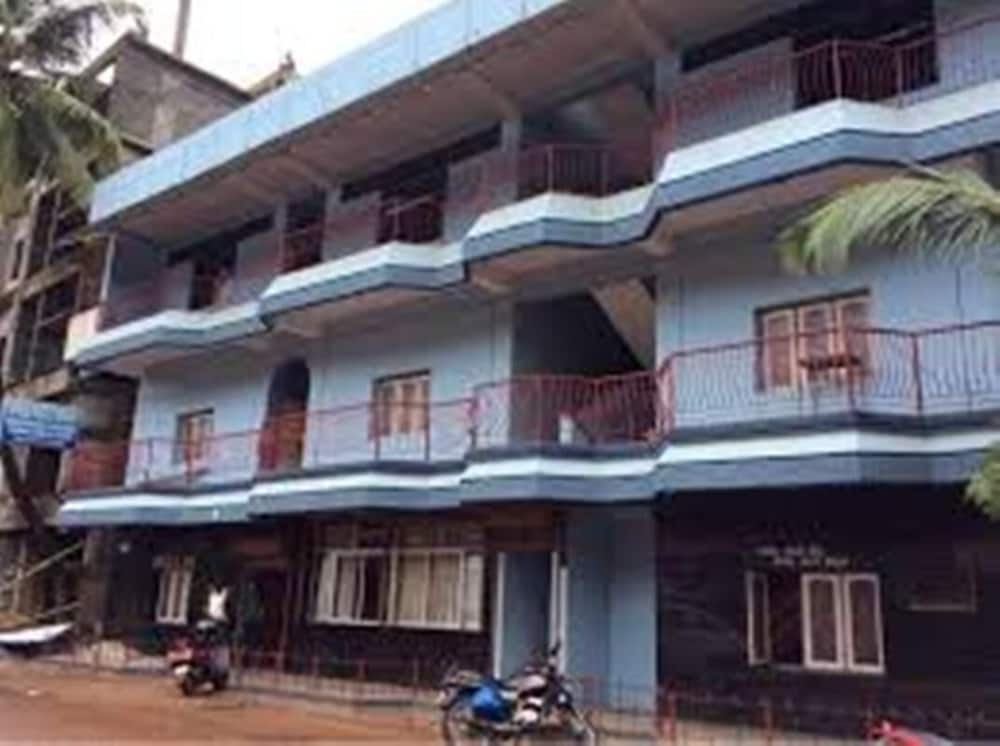 Фото Hari Om Gokarna Hotel