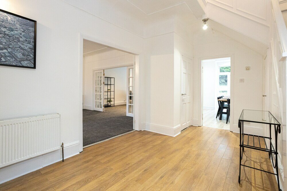 Фото Pillo Rooms - 4br House near Heaton Park