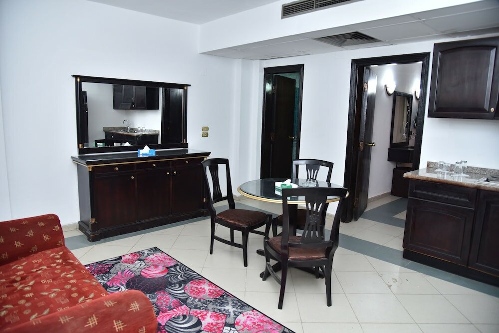 Фото Royal Pyramids Hotel