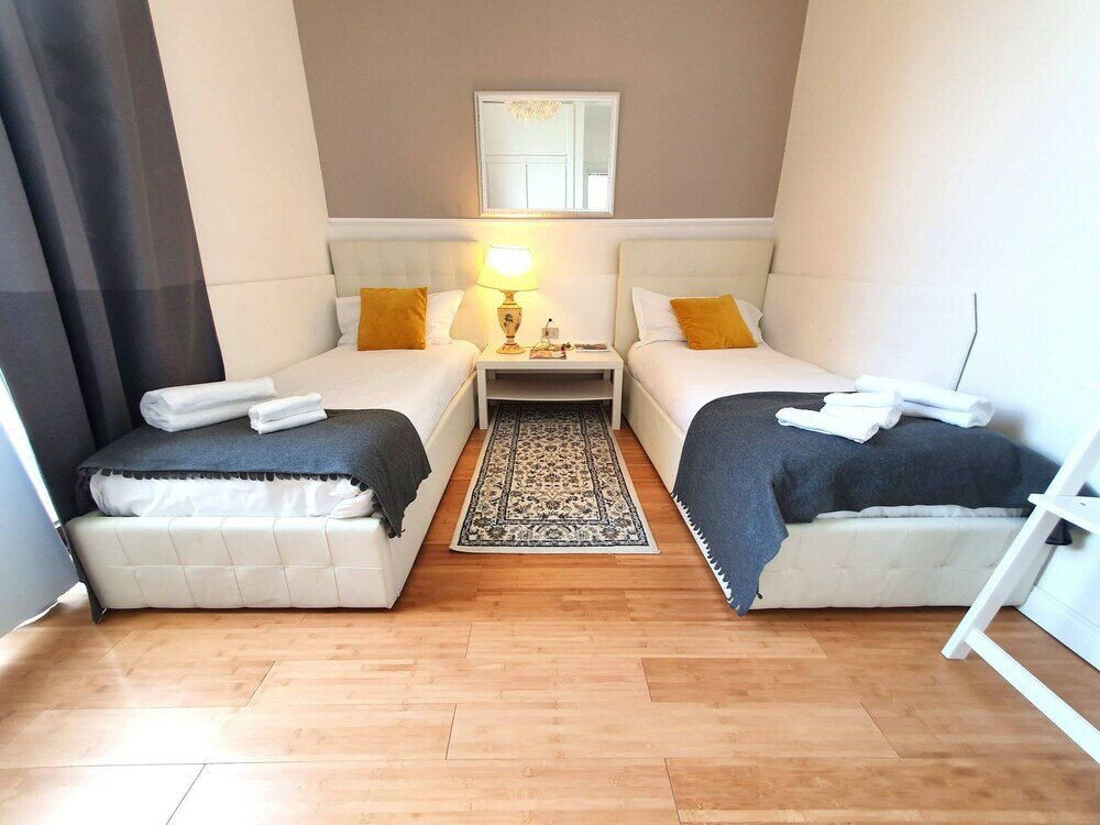 Фото Heart Milan Apartments Duomo District