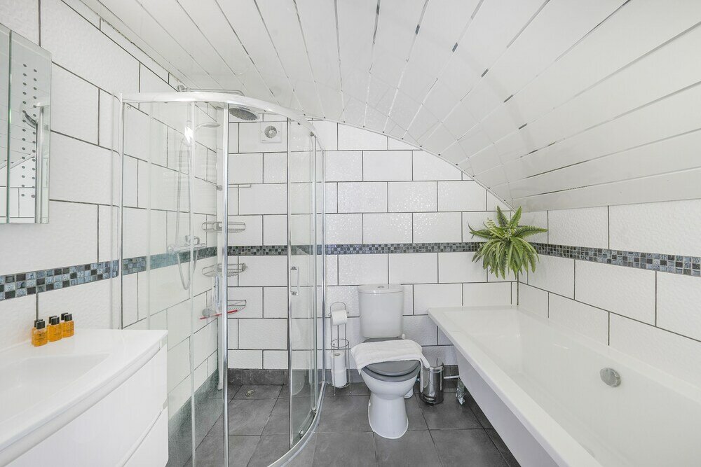 Фото Spacious 2 bedroom Apartment in Camden