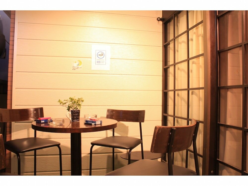 Фото T&k Hostel Kobe Sannomiya East