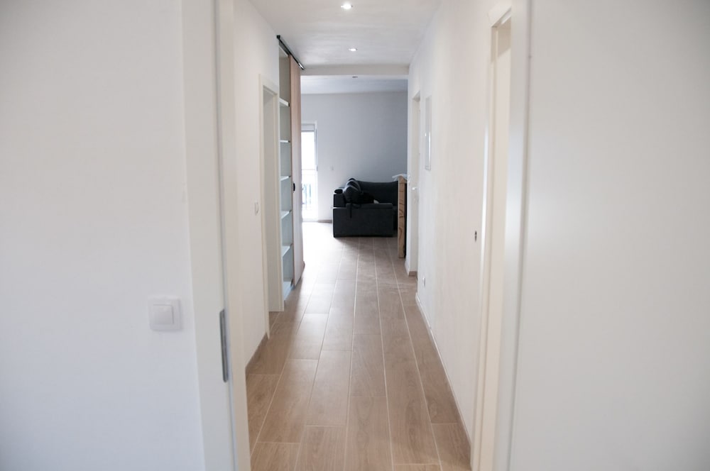 Фото Hvar-Holiday Apartments