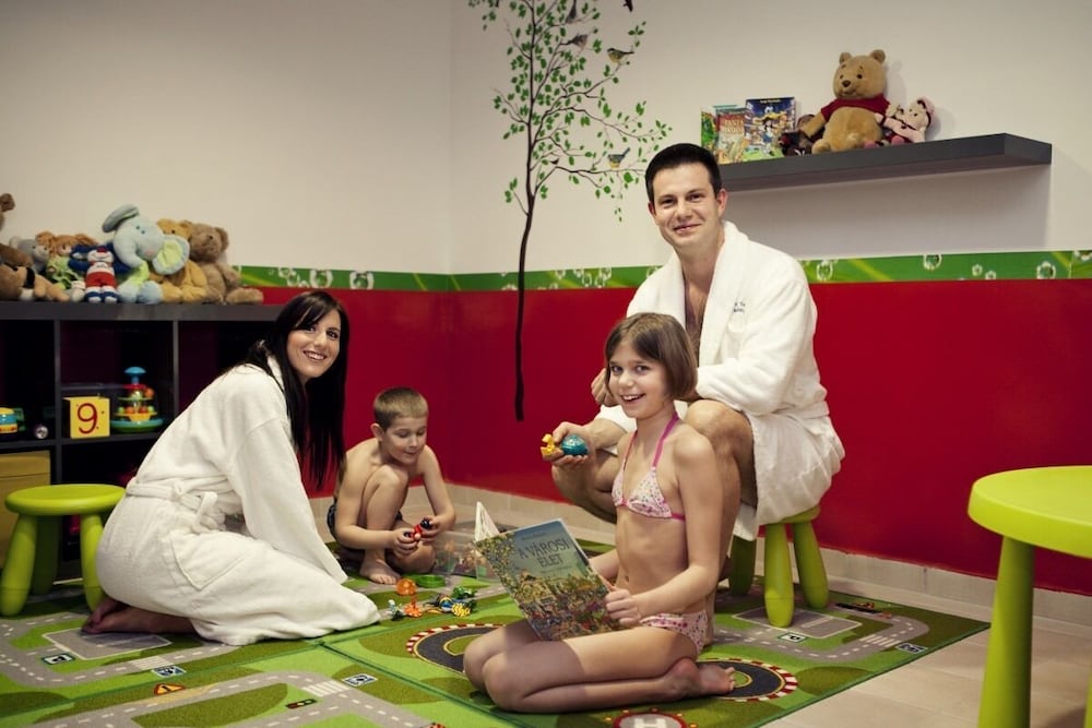 Фото Hotel Napfény