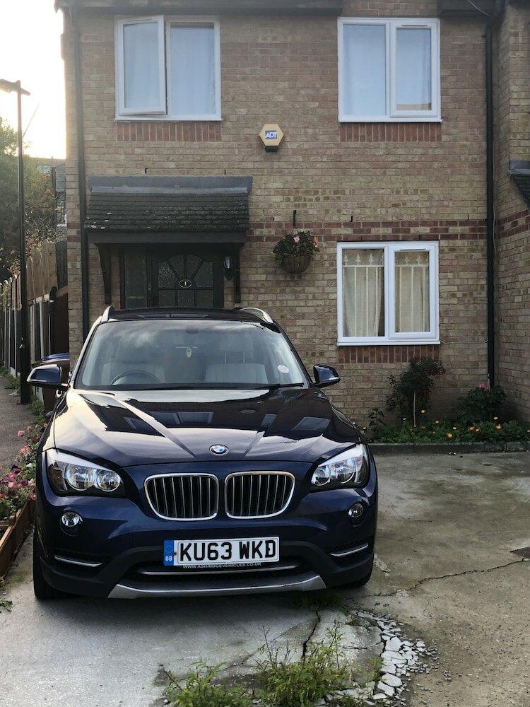 Фото Centrally Located 4 Bedroom House