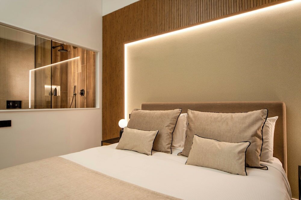 Фото Mamalu Studios and Suites