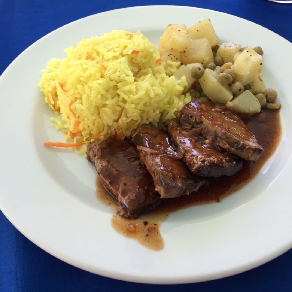 Фото Ungoofaaru Inn