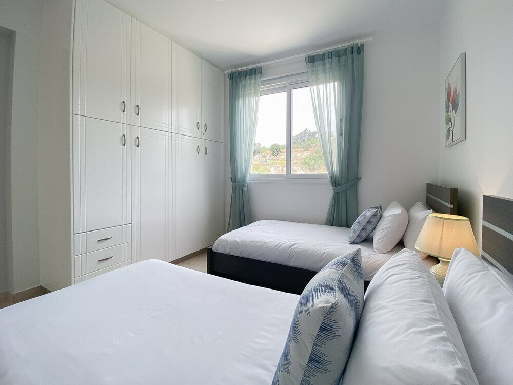 Фото Phaedrus Living Sunset View Flat Mesogi