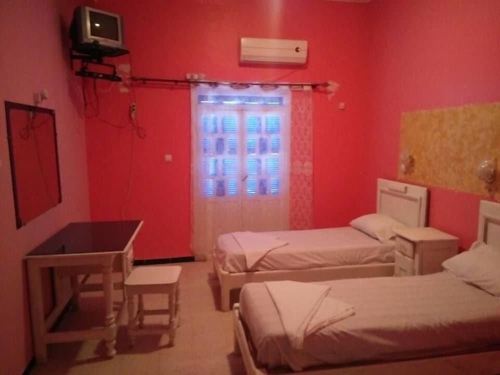 Фото Hôtel le V. Rocher