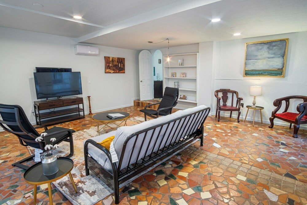 Фото Splash Into Vacation 6br Home w Pool & Waterslide