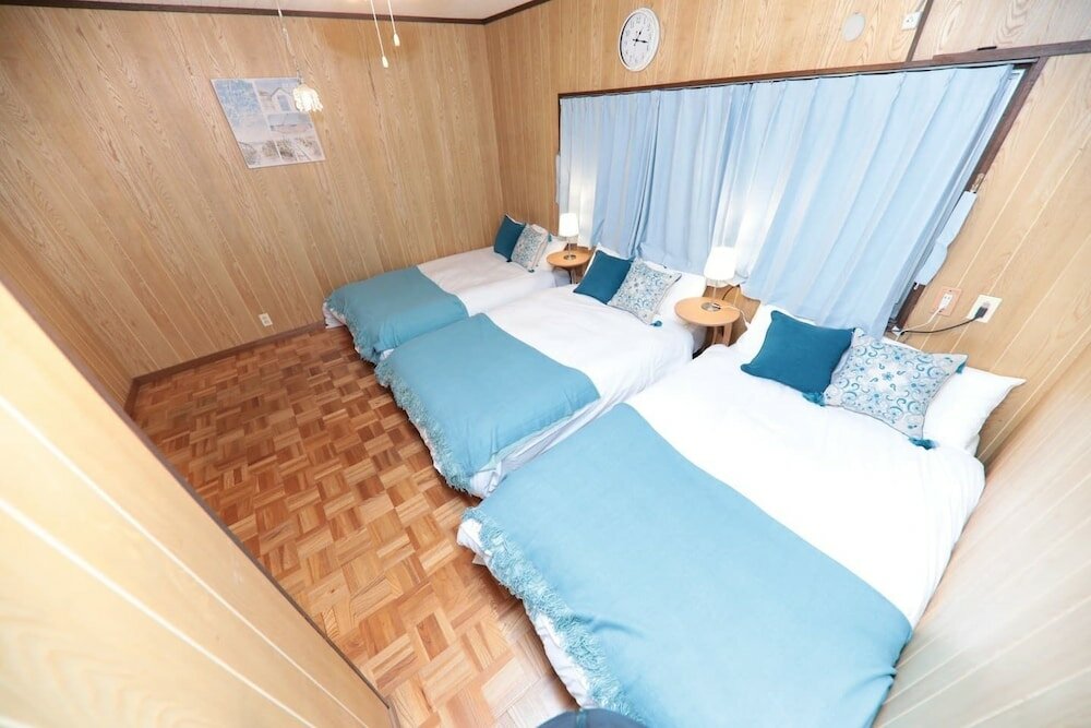 Фото Brick House Near Osaka Castle 217-1