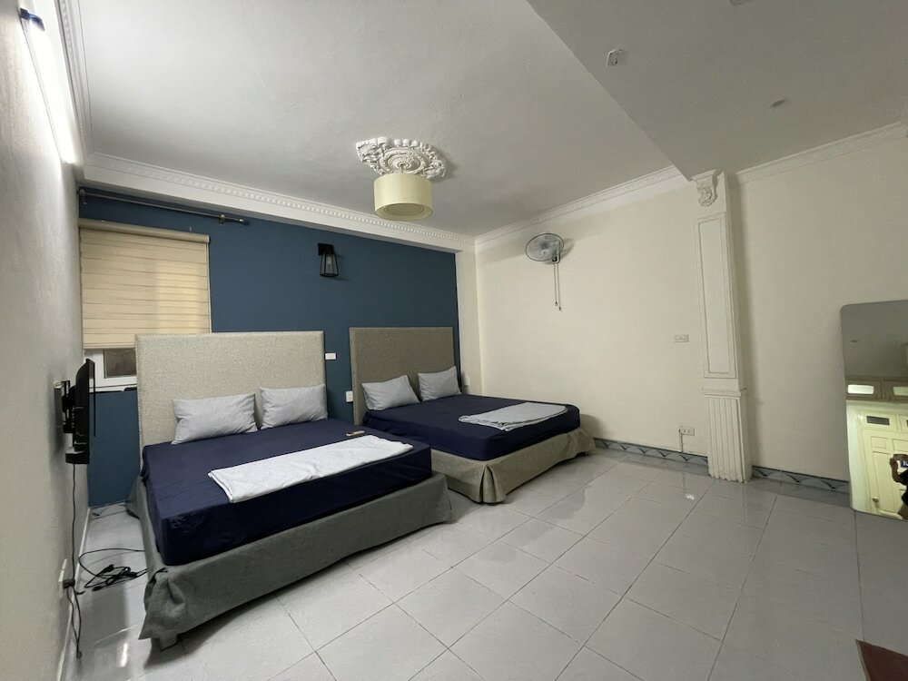 Фото Sword Lake Hostel