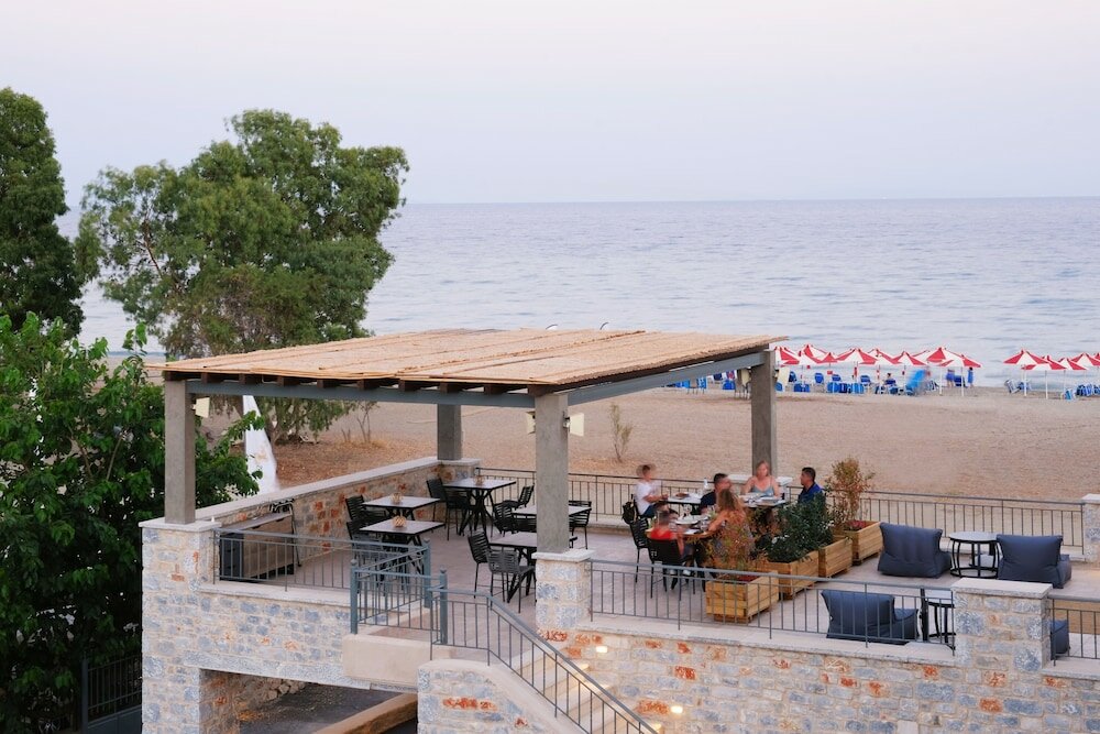 Фото Margo Beach Hotel