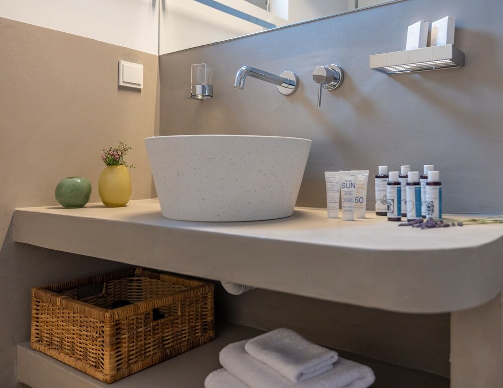 Фото Korfi de Milo