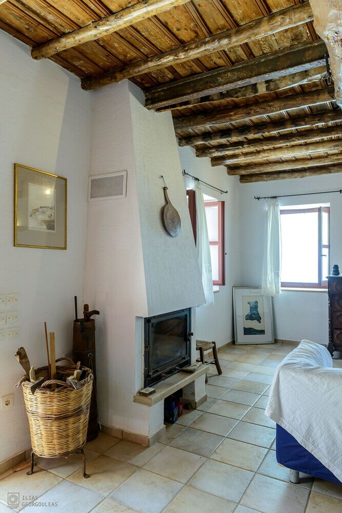 Фото Waveside Sanctuary - Luxurious Seastone Villa