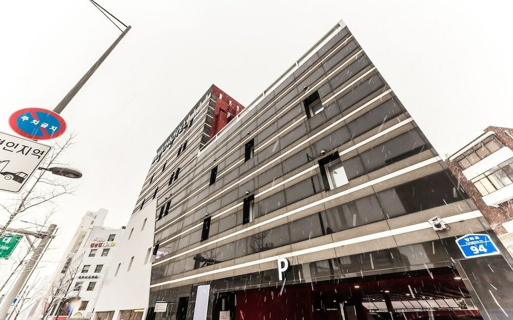 Фото Hongdae Bobo Hotel