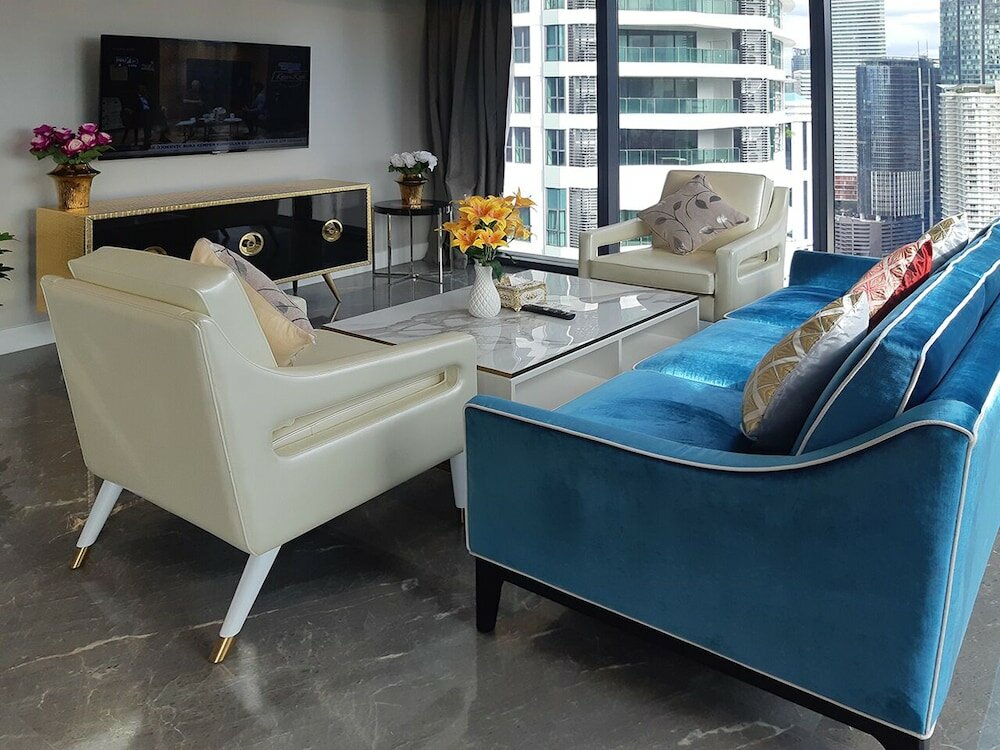 Фото The Hollwood Suites at Platinum