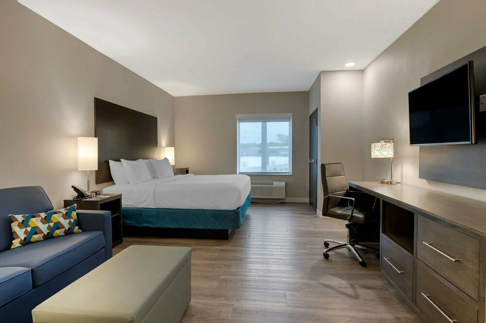 Hotel MainStay Suites Cincinnati University - Uptown, Cincinnati, photo