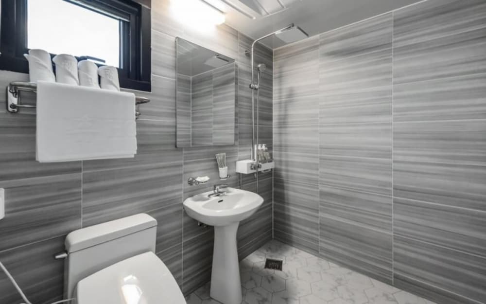 Фото Yeosu Hue Pension & Hostel