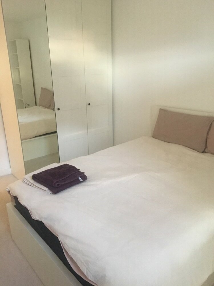 Фото Bright & Modern 1 Bedroom Flat in Shepherds Bush