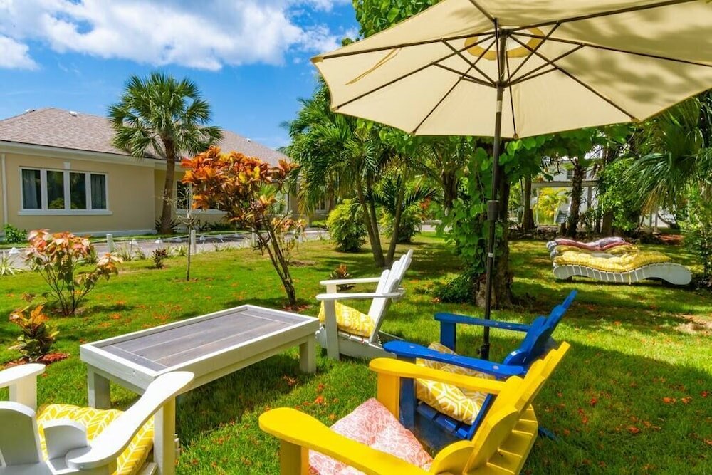 Фото Blue Ocean Village House at Cable Beach