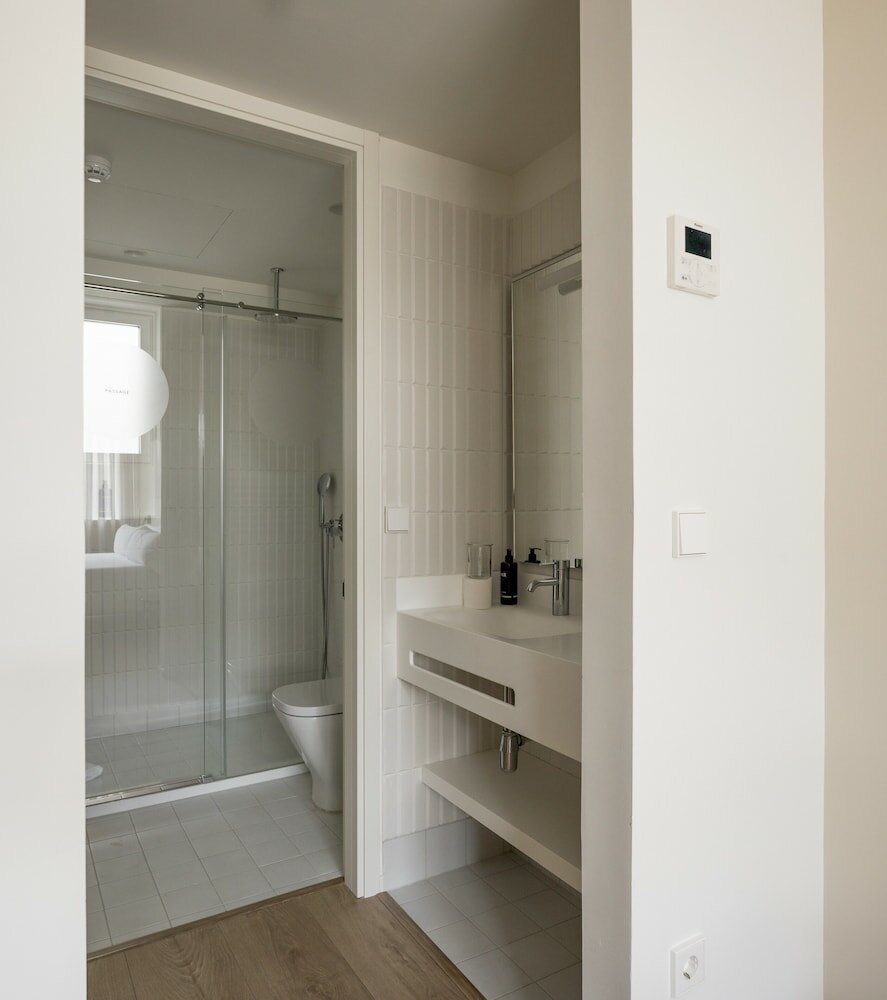 Фото The Passage Apartments