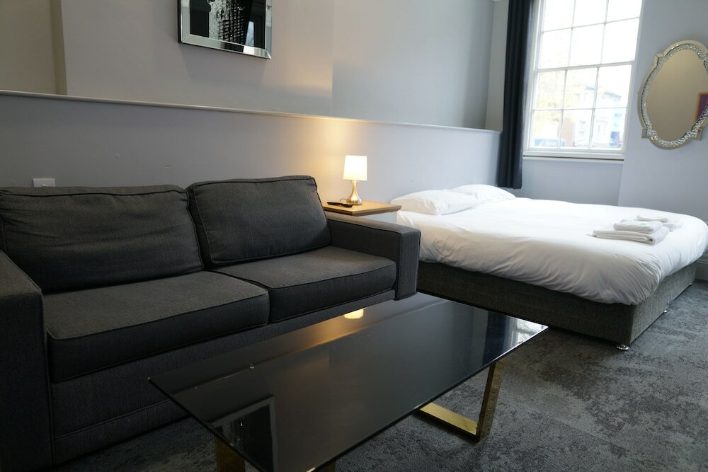 Фото Royal Hotel Kettering