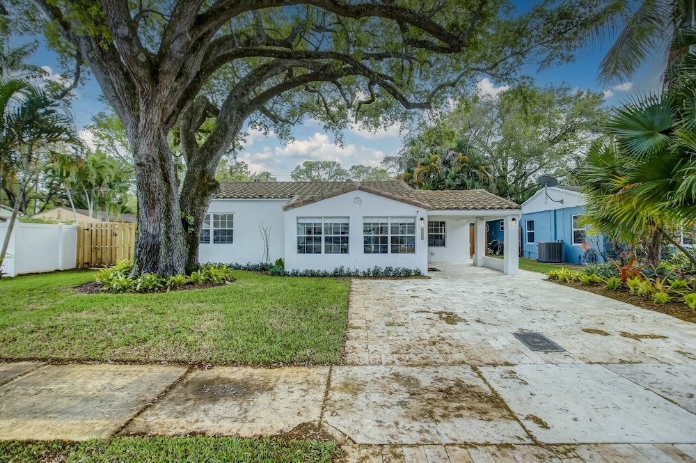Фото Madrina's Cozy 3br-1ba Spacious Backyard