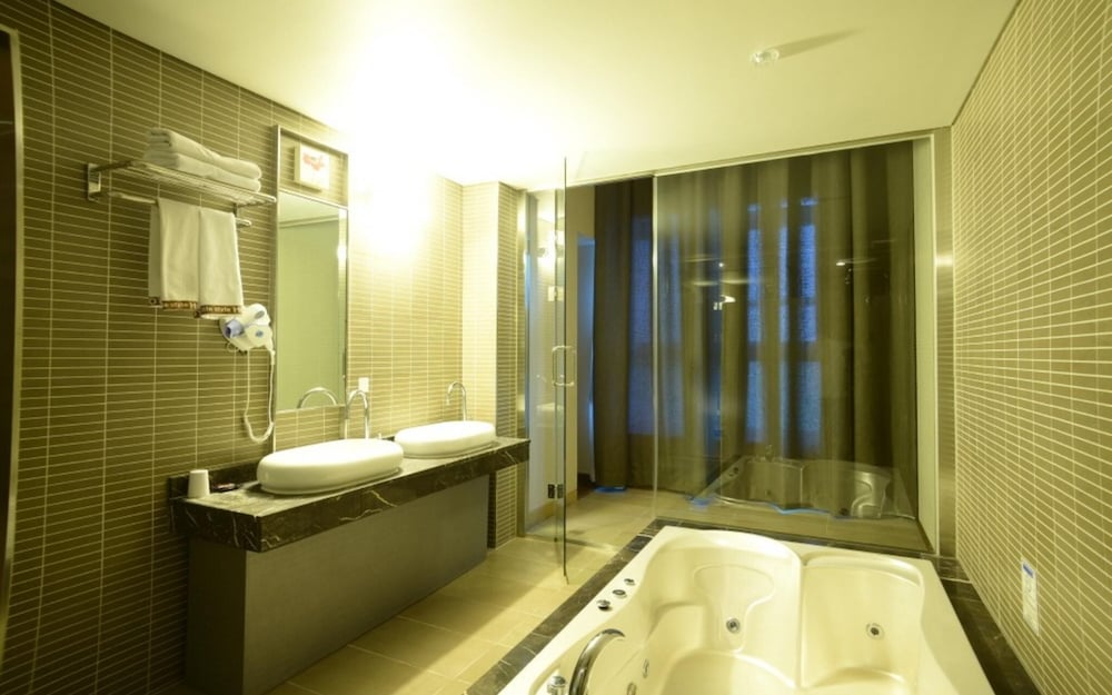 Фото Life Style F Hotel