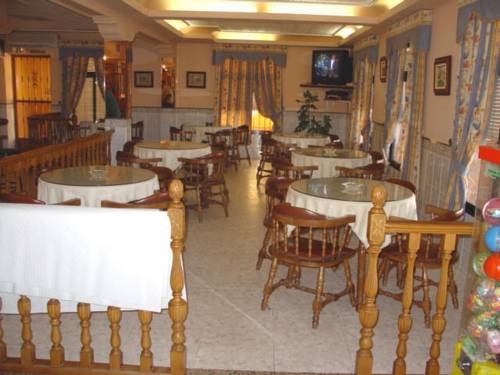 Фото Hostal Carmona