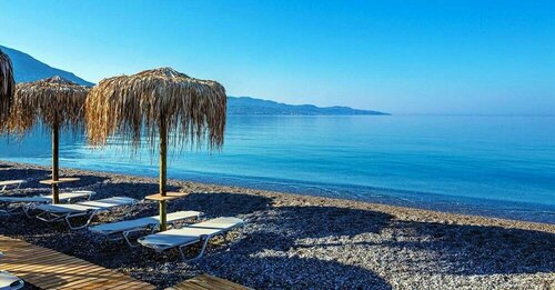 Гостиница Navarinou Summer Nest - Seabliss Getaway в Каламате