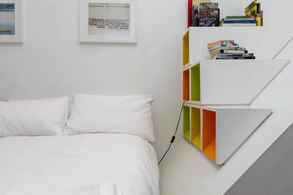 Фото 2 Bedroom 2 Bathroom Victorian Maisonette in Barbican