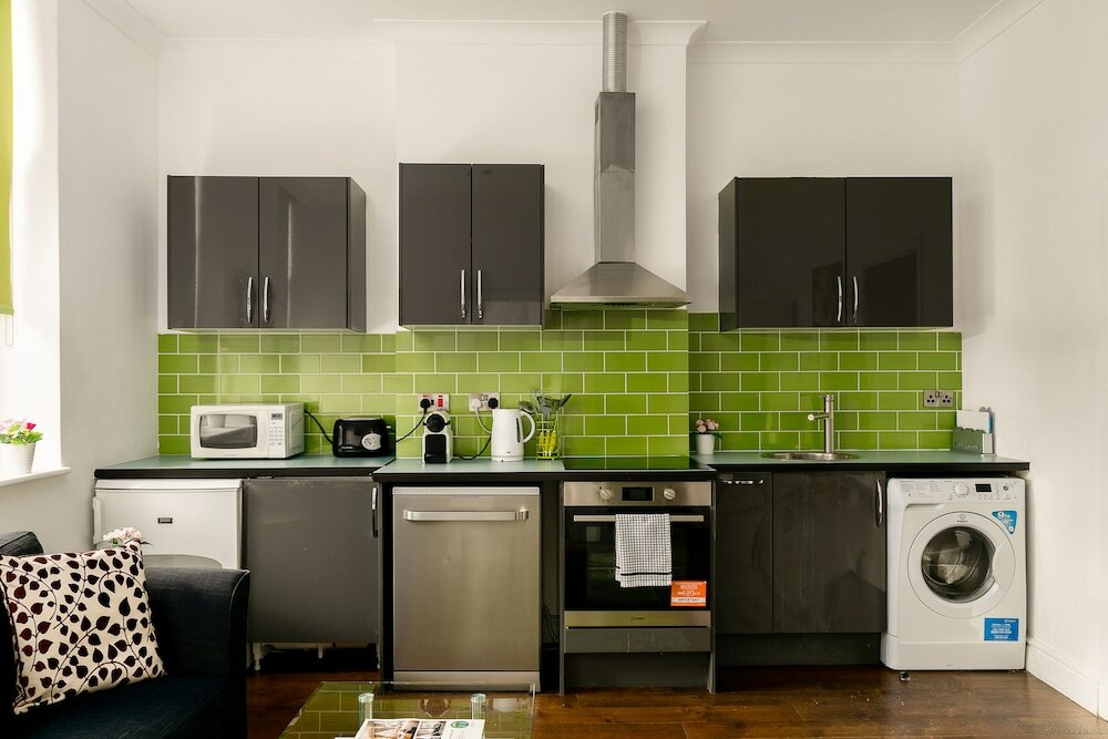 Фото Edgware Road Apartments