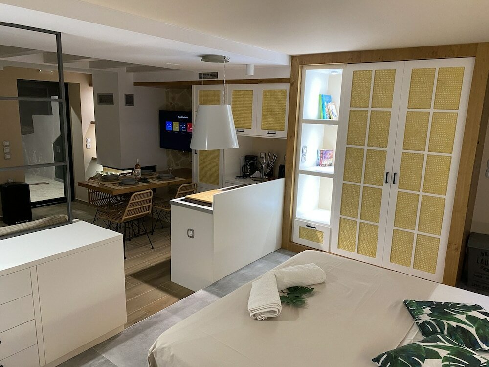 Фото Papaduke House Kalives-Chania - Panoramic Sea View