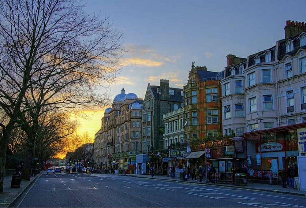 Фото In2 Large Studio