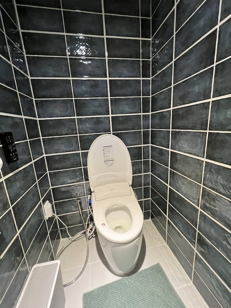 Фото World House