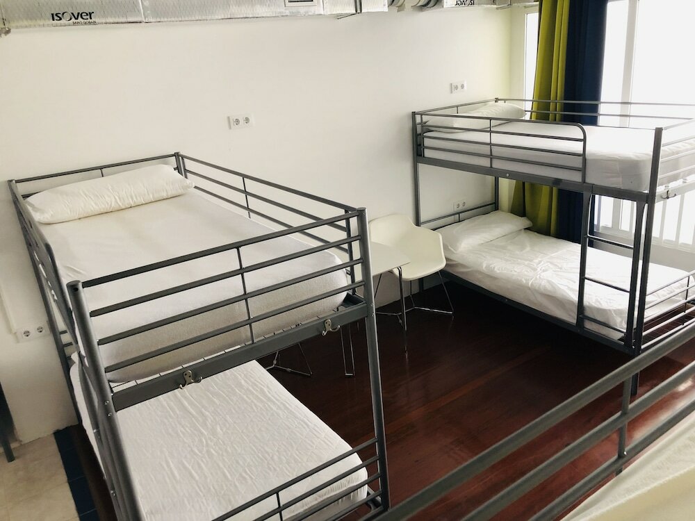 Фото Albergue La Estación - Hostel