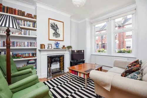 Гостиница Stylish & Quirky 1bd Flat - Tooting в Лондоне