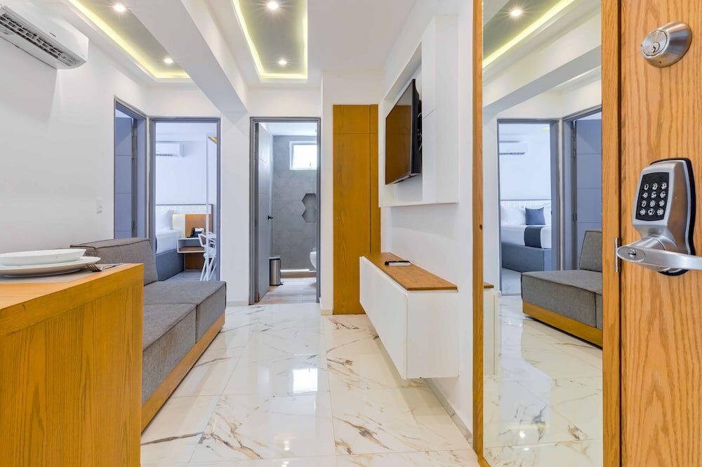 Фото Luxury Apartments Pool & Jacuzzi