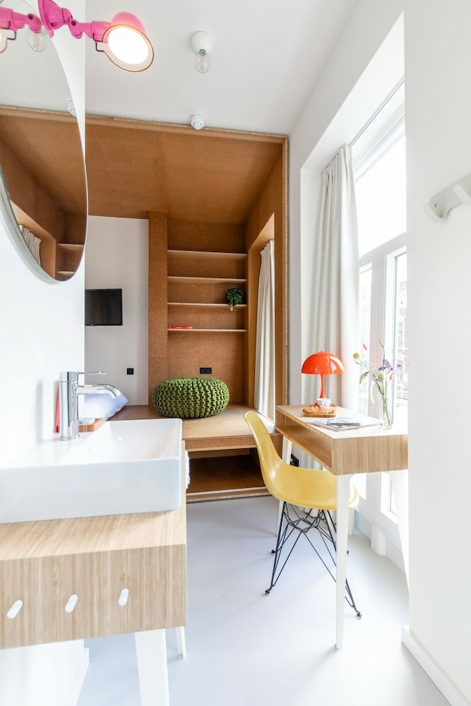 Фото The Bellhop Hotel