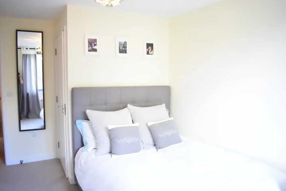 Фото Lovely 2bd Flat With Balcony - Finsbury Park