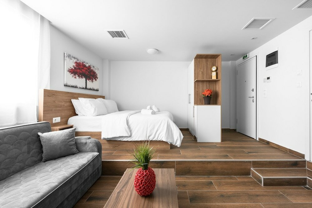 Фото New Yorker Nilie Hospitality Mgmt