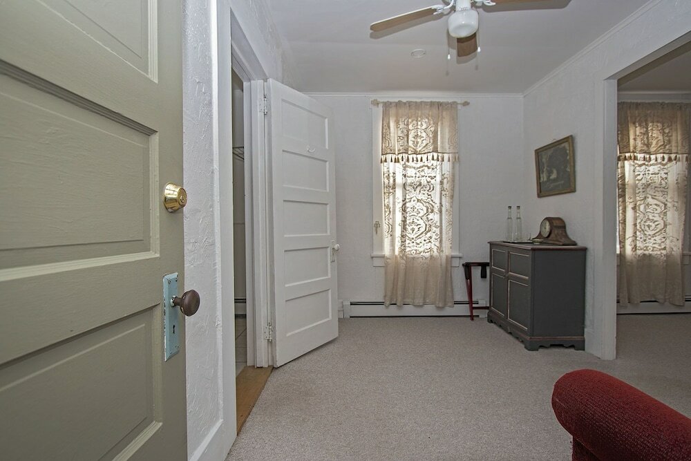 Фото The Woodbine Inn