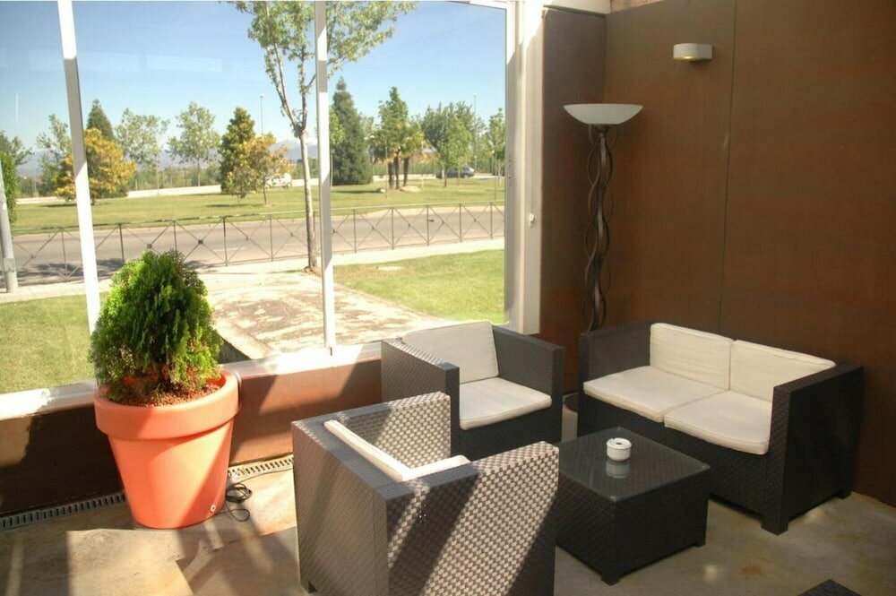 Фото Hotel Majadahonda