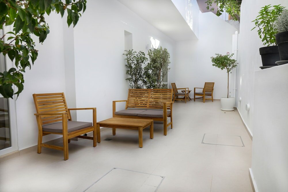 Фото Sea Breeze Hotel