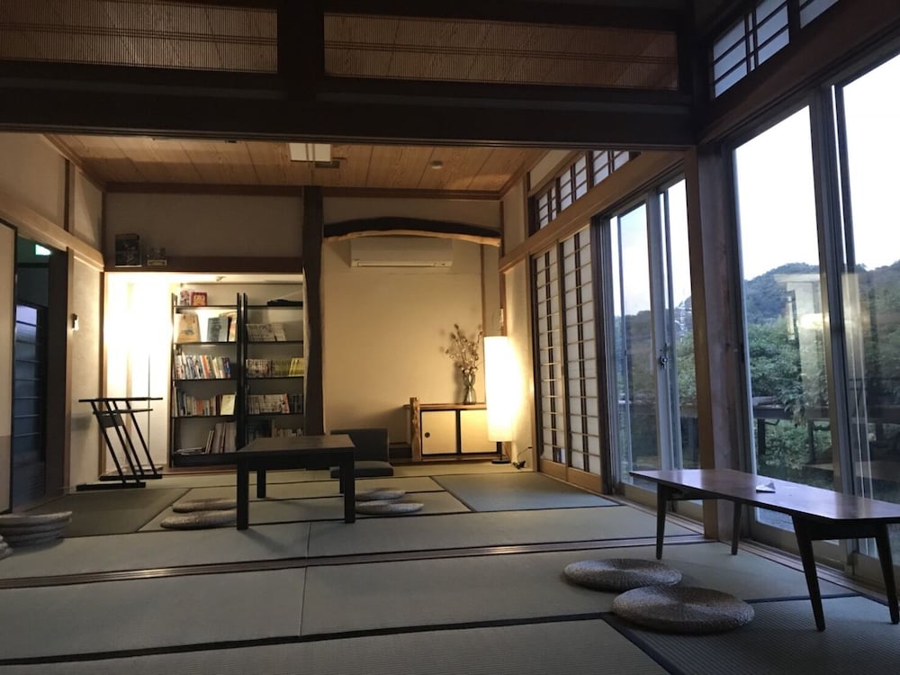 Фото Guesthouse-Lahar- Hostel