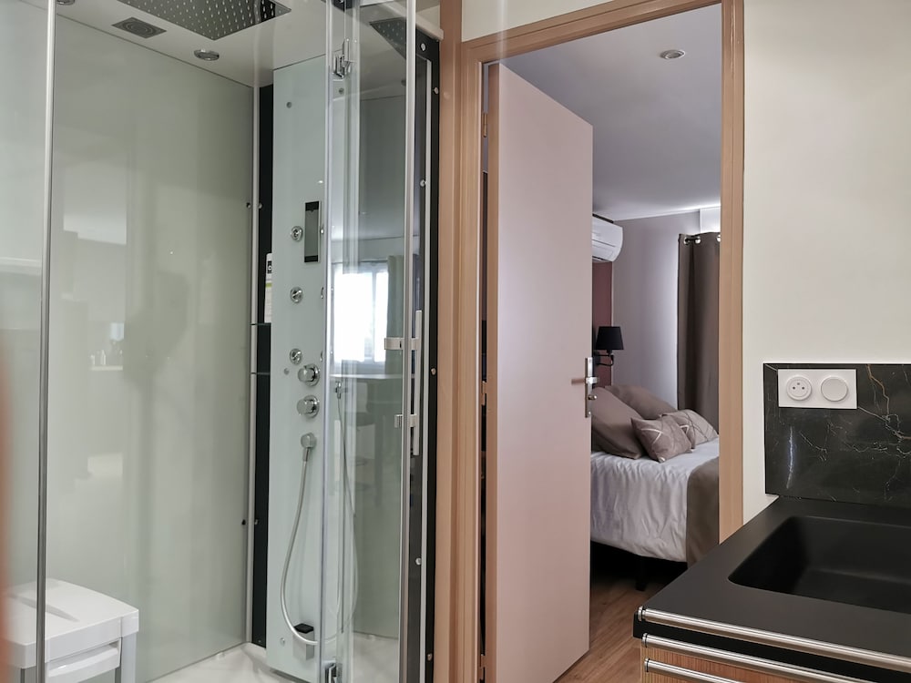 Фото Appart Hotel SPA Perpignan