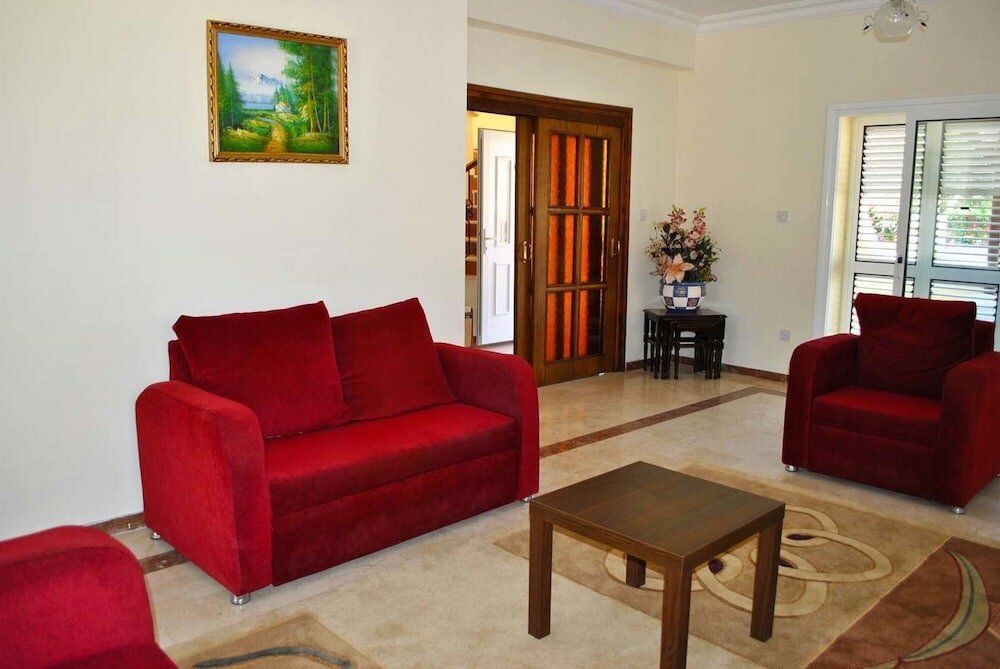 Фото Villa Thornburry by Amy Villas